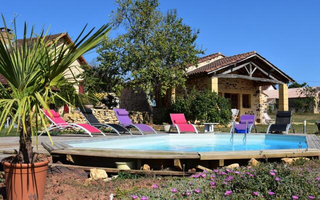 Lavish Home in Montferrand-du-périgord Aquitaine With Pool