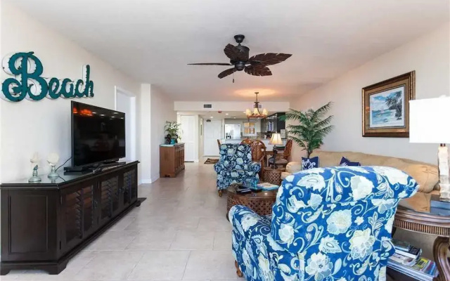 Shores Club 105 - Two Bedroom Condo