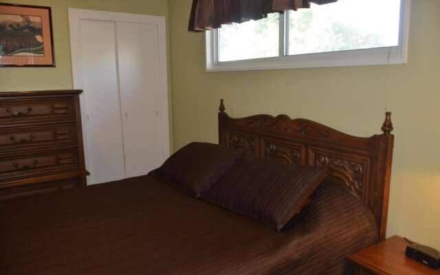 Canyon Inn - Downtown Los Alamos