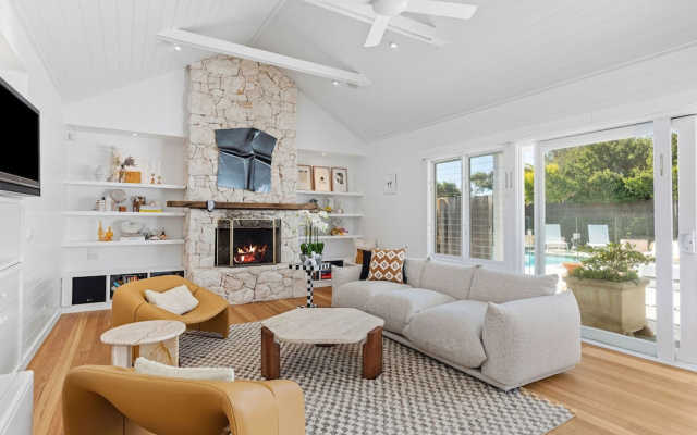 Luxury Cottage With Pool In Perfect Location – Guest Rooms – Melbourne