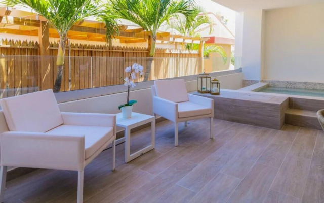 Modern and Spacious Condo Steps From the Beach