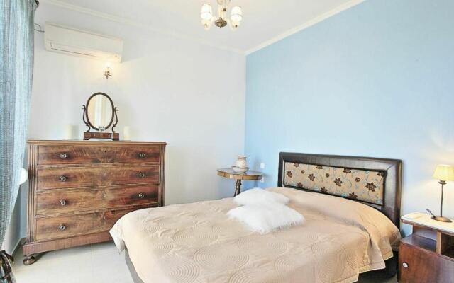 Beach Villa Blue by MediterraneanVillas