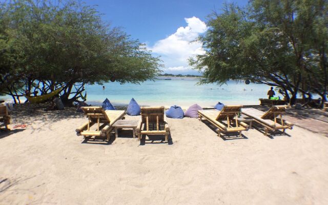 Coral Beach 2 Bungalow