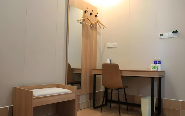 GreenTree Inn Hebei Zhangjiakou Public Security Plaza Express Hotel – Guest Rooms – Zhangjiakou
