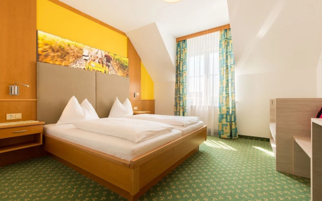 Thermenhotel Kurz
