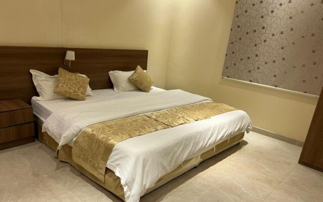 OYO 637 Home Jood Apartments
