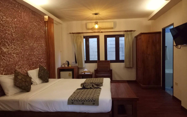 B2 @ Samui Beach Resort