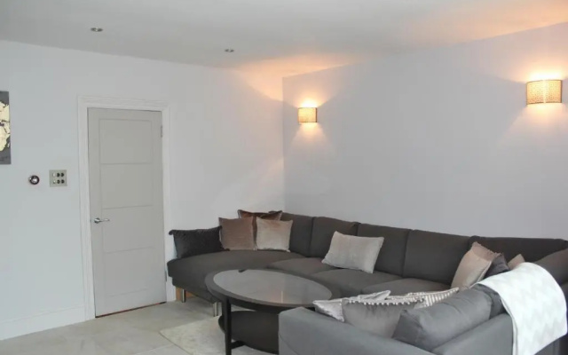 Central Bath House Group Accommodation