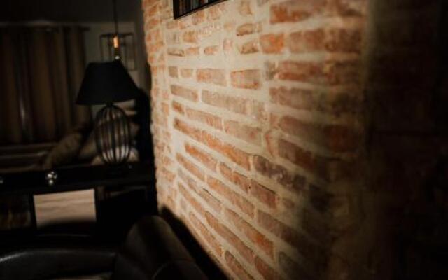 La Suite Romantique avec Jacuzzi au Cœur de Perpignan