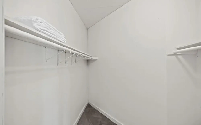 Littlefield Lofts, hosted by Placemakr - 6th Street