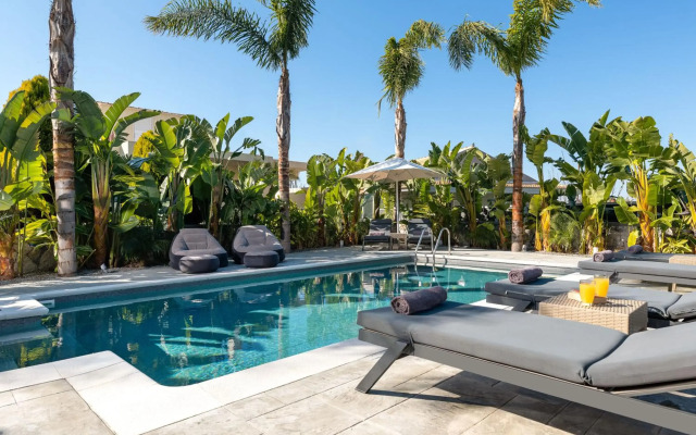 Palmeral Luxury Suites