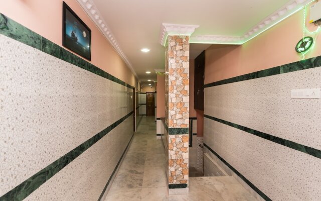 OYO 8970 New Ashoka Hotel