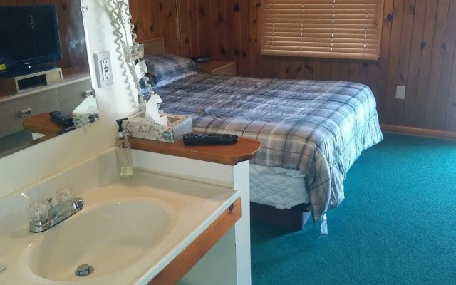 Meadow Park Motel on 385
