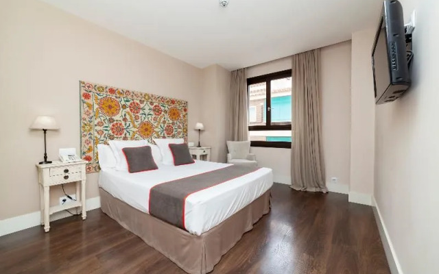 Oyo Hotel Altora