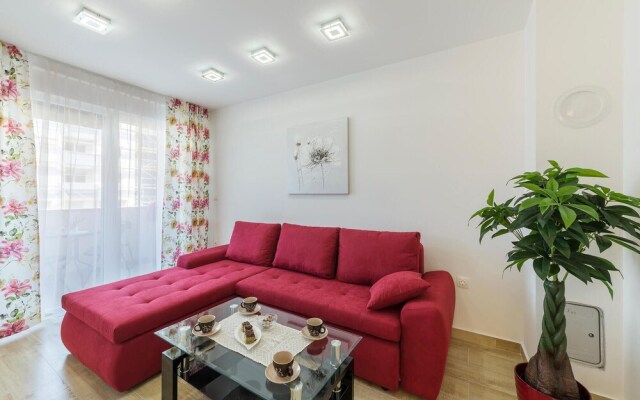 Beautiful Apartment in Pula With Wifi and 2 Bedrooms