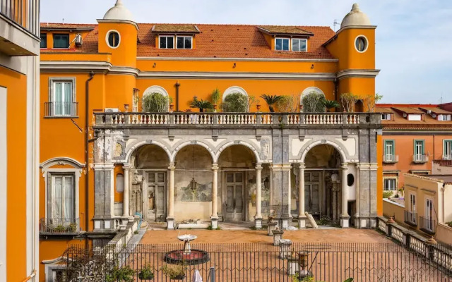 Palazzo Maddaloni Sweet Home By Napoliapartments
