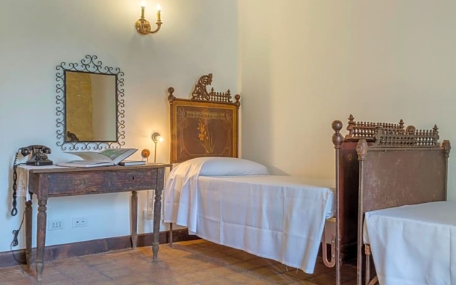 Masseria Fortificata Lo Zafferaneto