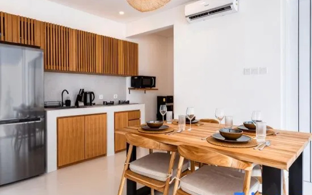 Quiet 2BR Private Pool | Rooftop, Fast WiFi — 4-star hotel in Tibubeneng