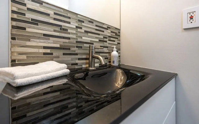 Charming 1BD Getaway - Unwind Near Niagara Falls