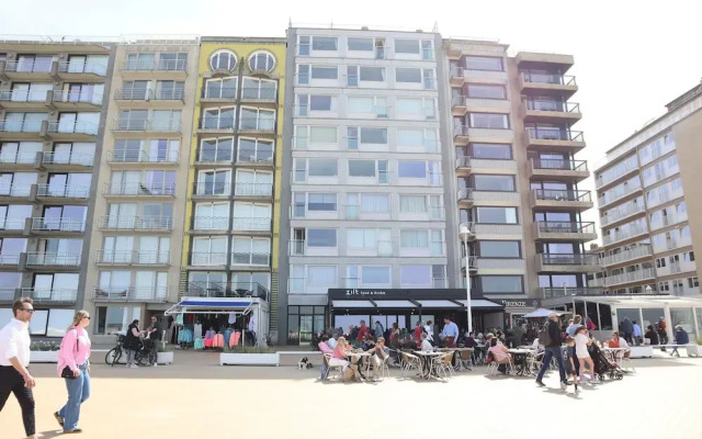 Apartment in Nieuwpoort With sea View