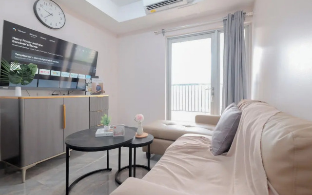 Prime Location 1Br At The Wave Kuningan Apartment