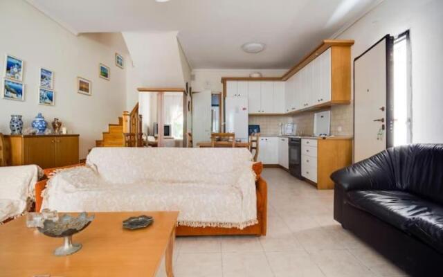 3 Bedrooms cozy Villa- 150m from the beach!