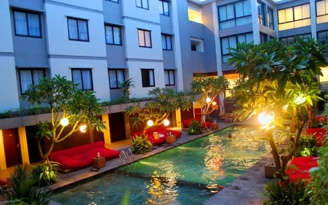 Hotel Dafam Savvoya Seminyak