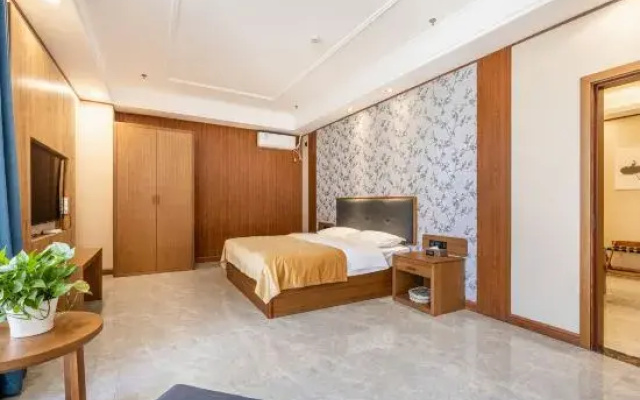 Sweetome Hotel (Yining Development Zone Railway Station)