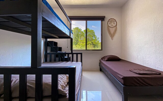 Villa Espacioyocte With Pool in Playa del Carmen for 16 People