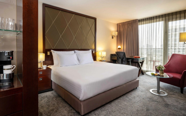 Crowne Plaza Tel Aviv Beach by IHG