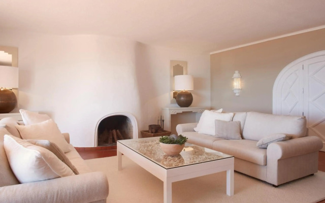 Vila Joya Home, Restaurant & Spa