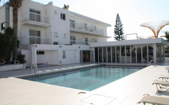 L' Eros Hotel