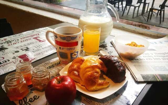Backpackers Travel Hotel