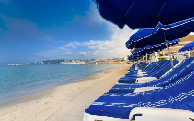 Garden Beach Hotel