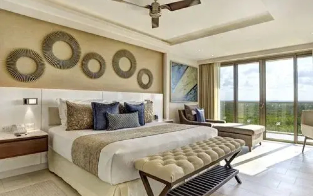 TravelSmart at Royalton Riviera Cancun Exclusive for WVO Members - 4 Nights, Cancun, Mexico - Hotel in Cancun - Photo 4