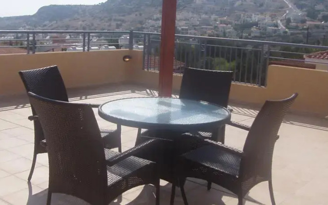 Leptos Peyia Gardens, Agapioy Zakka
