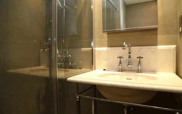 Paddington Rob-Roy Executive Suites