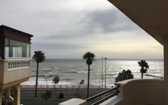 NEW! 1b apartment opposite Sunset Beach