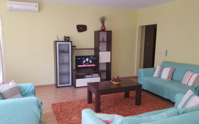 Apartment Hotel Yalta