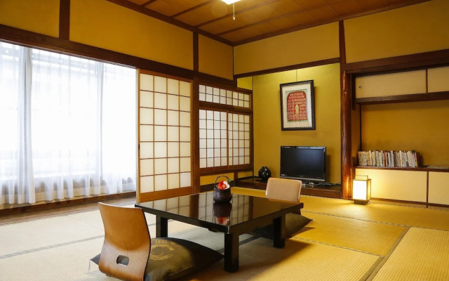 Tsubakino Ryokan