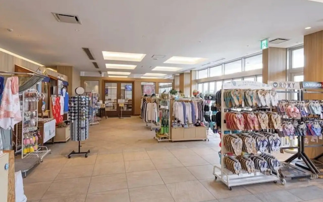 Kariyushi LCH Resort