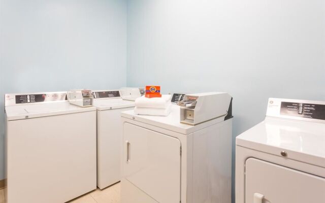 Wingate by Wyndham Stafford/Quantico