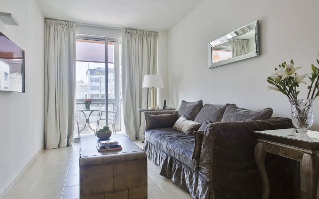 Splendom Suites Pau Clarís