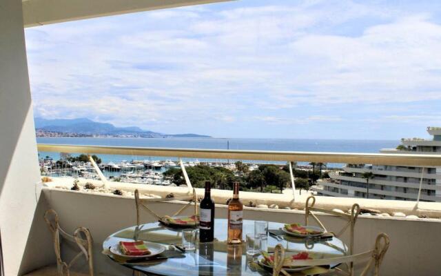 Appartement Villeneuve-Loubet, 2 pièces, 4 personnes - FR-1-252A-80