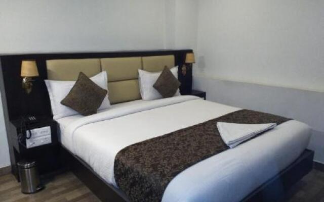 saravanaa residency