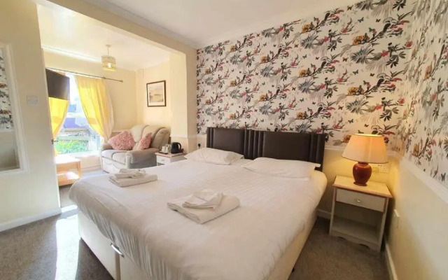 The Purple Tree Guest House