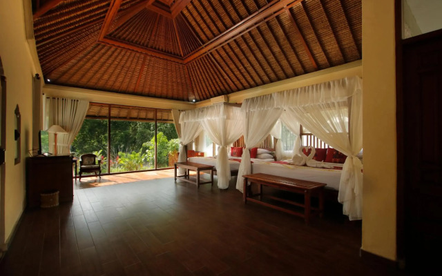 Santi Mandala Villa & Spa