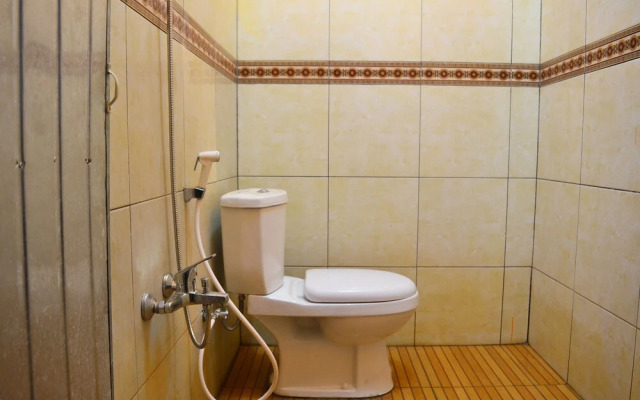 Rita Guesthouse by OYO Rooms