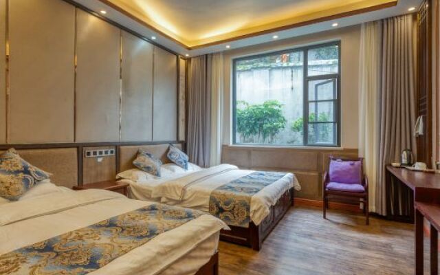 Dali Bizart Shuanghe Boutique Inn