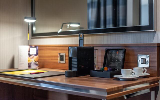 Crowne Plaza London Heathrow T4 by IHG